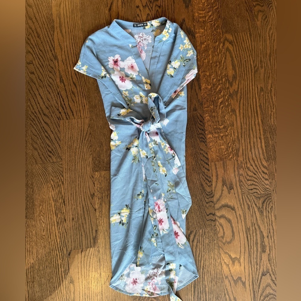 Floral Print Wrap Dress SHEIN size M